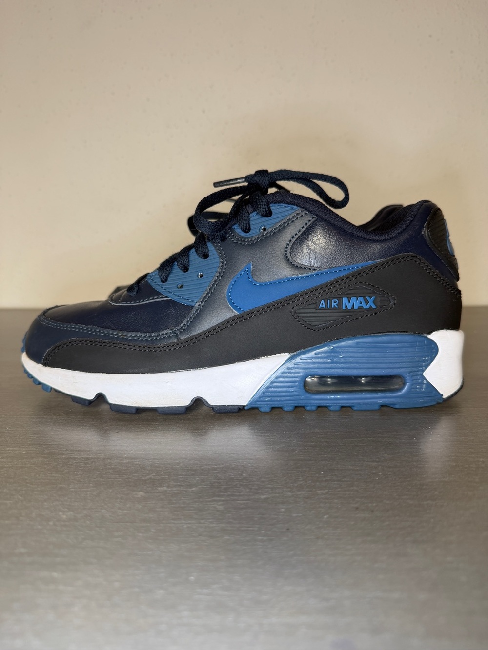 Nike Air Max 90 Leather Sneakers Youth 7Y 833412-402 Navy Blue - Picture 3 of 10